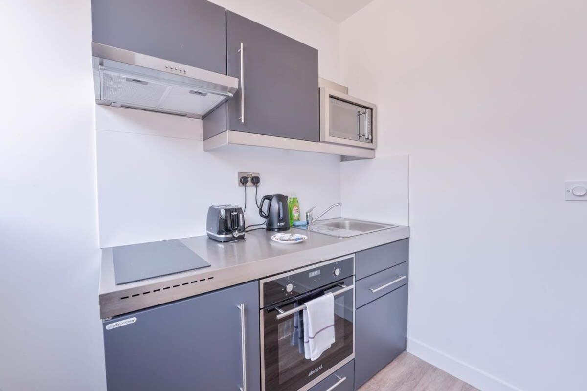 Lovely Studio Apartment In Central Sheffield Esterno foto