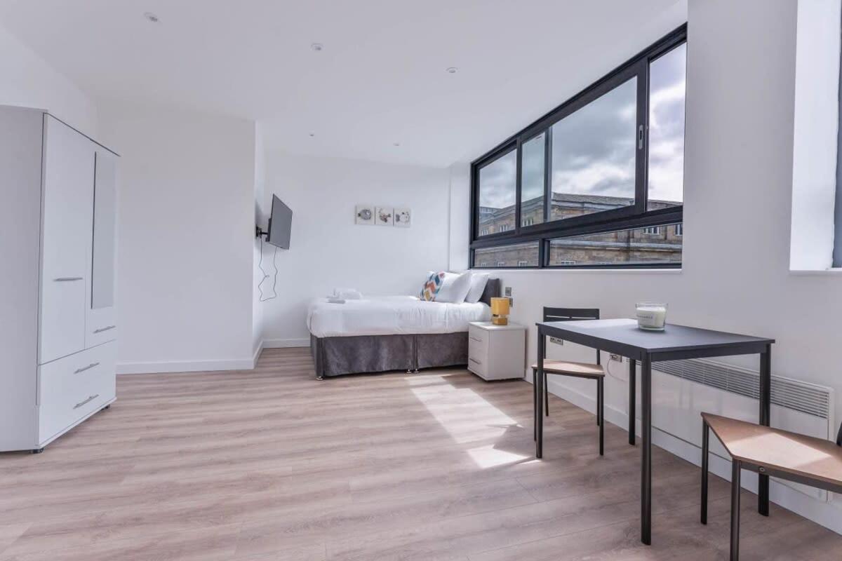 Lovely Studio Apartment In Central Sheffield Esterno foto